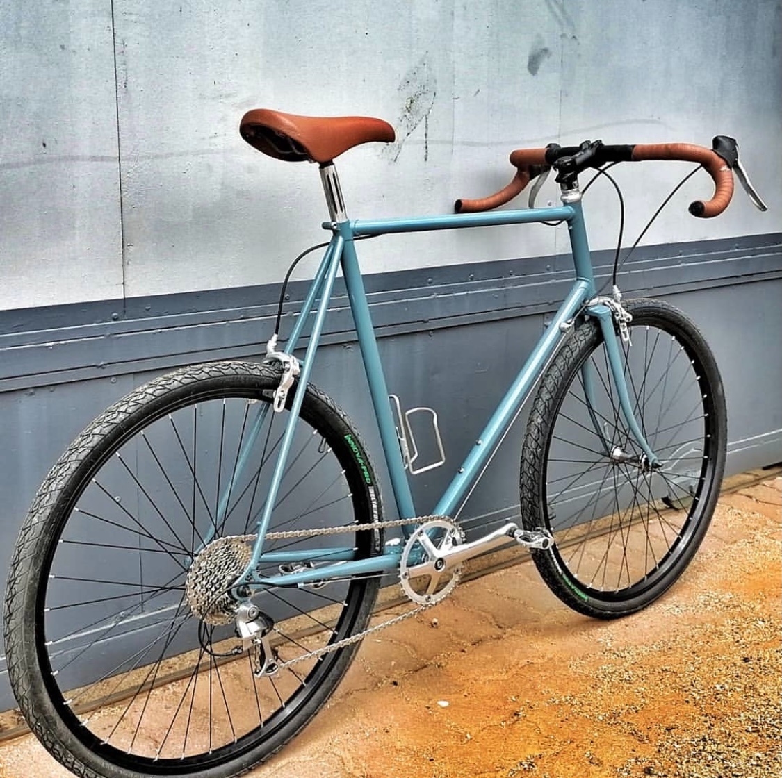 Vintage steel gravel clearance bike