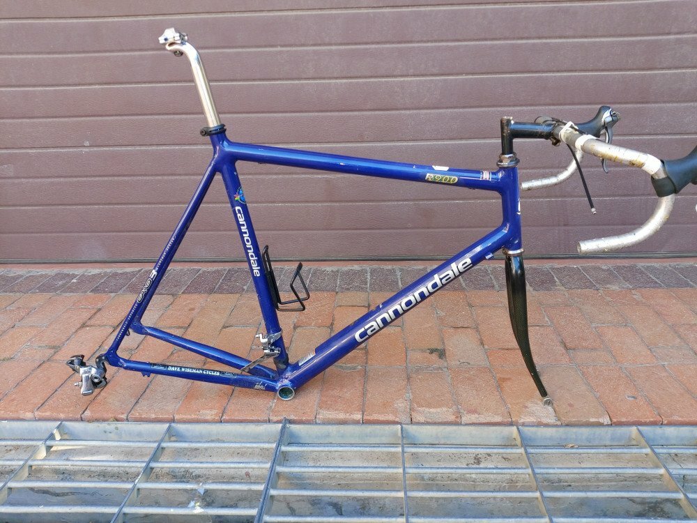 cannondale-caad-3-1587565952-3327_medium.jpg.28664c43c54ac704f2c9e367a7e60313.jpg
