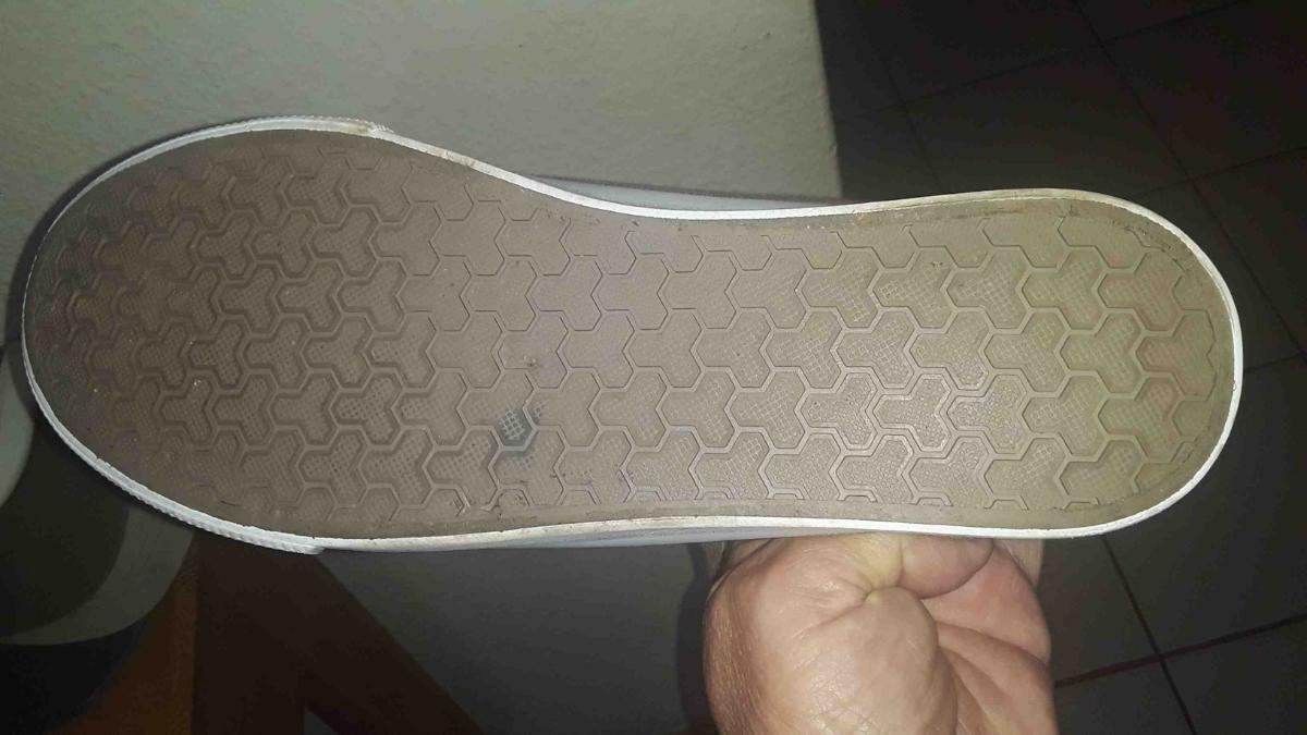 120shoe1.jpg.315c7485aa8b60f2424bc80e4866bcdb.jpg
